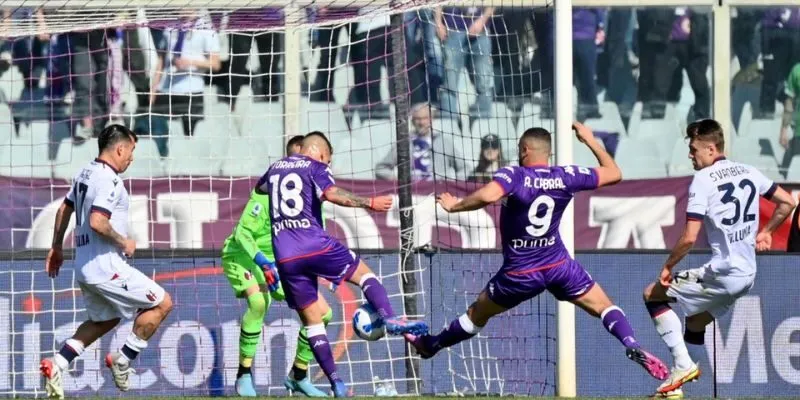 Đội hình ra sân của 2 tuyển